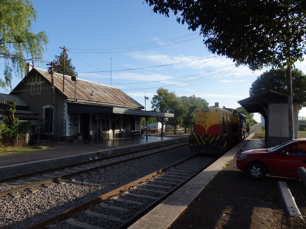 Foto: estación del FC Sarmiento - Mariano Acosta (Buenos Aires), Argentina