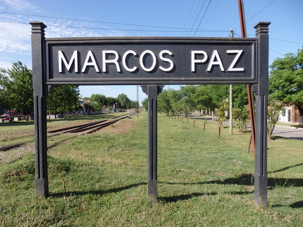 Foto: estación del FC Sarmiento - Marcos Paz (Buenos Aires), Argentina