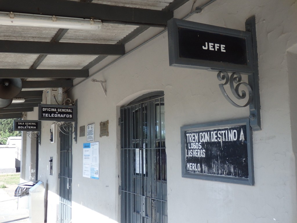 Foto estación del FC Sarmiento Marcos Paz (Buenos Aires), Argentina
