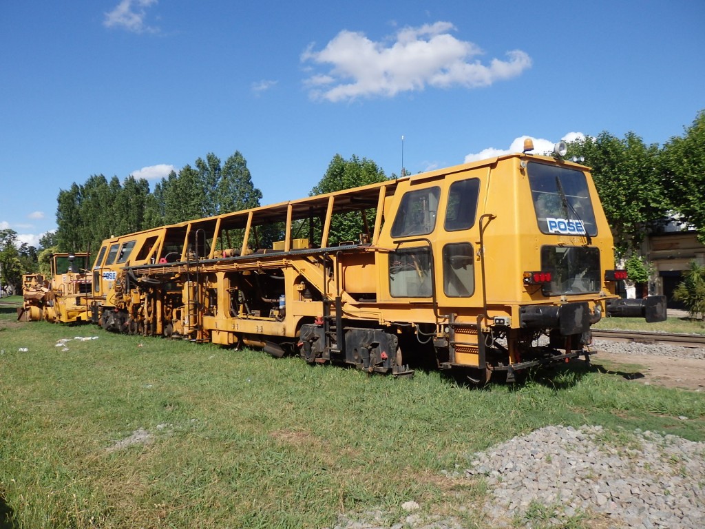 Foto: maquinaria de vía, FC Sarmiento - Marcos Paz (Buenos Aires), Argentina