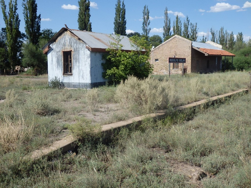 Foto: ex estación Rodolfo Iselín, FC San Martín - La Llave (Mendoza), Argentina