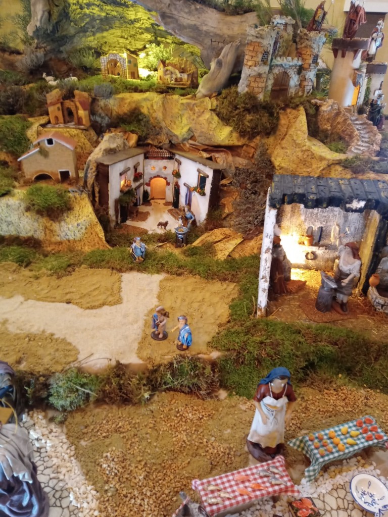 Foto: Navidad 2022 Nacimiento de la parroquia de San Antonio - Calatayud (Zaragoza), España