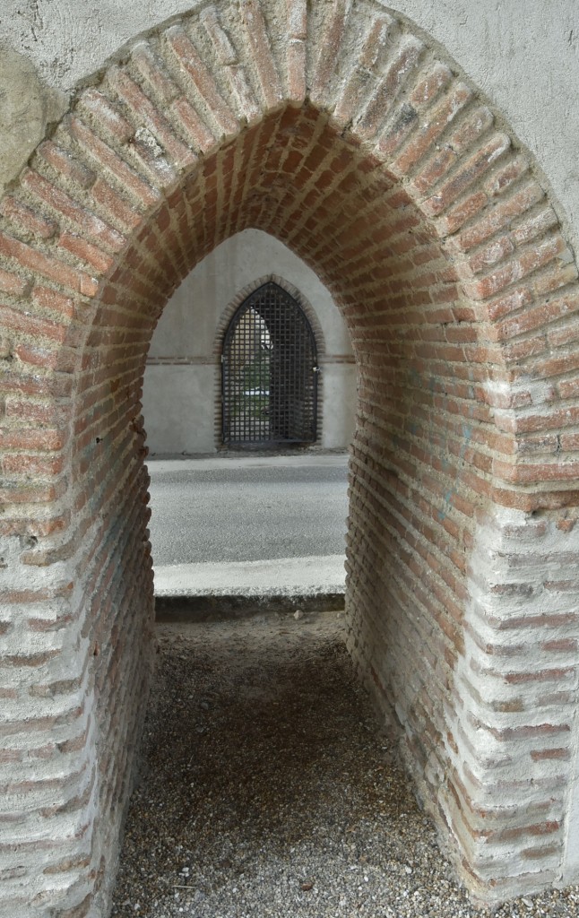 Foto: Muralla - Madrigal de las Altas Torres (Ávila), España