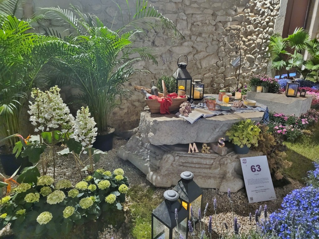 Foto: Tiempo de flores 2023 - Girona (Cataluña), España