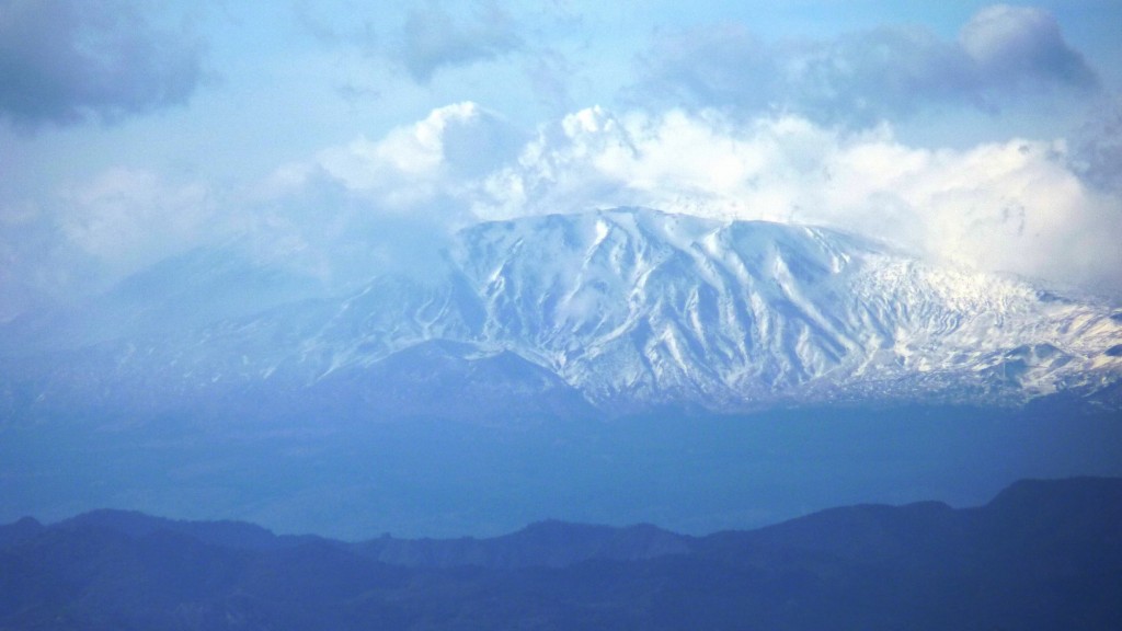 Foto: Etna nevado - Reggio Calabria (Calabria), Italia