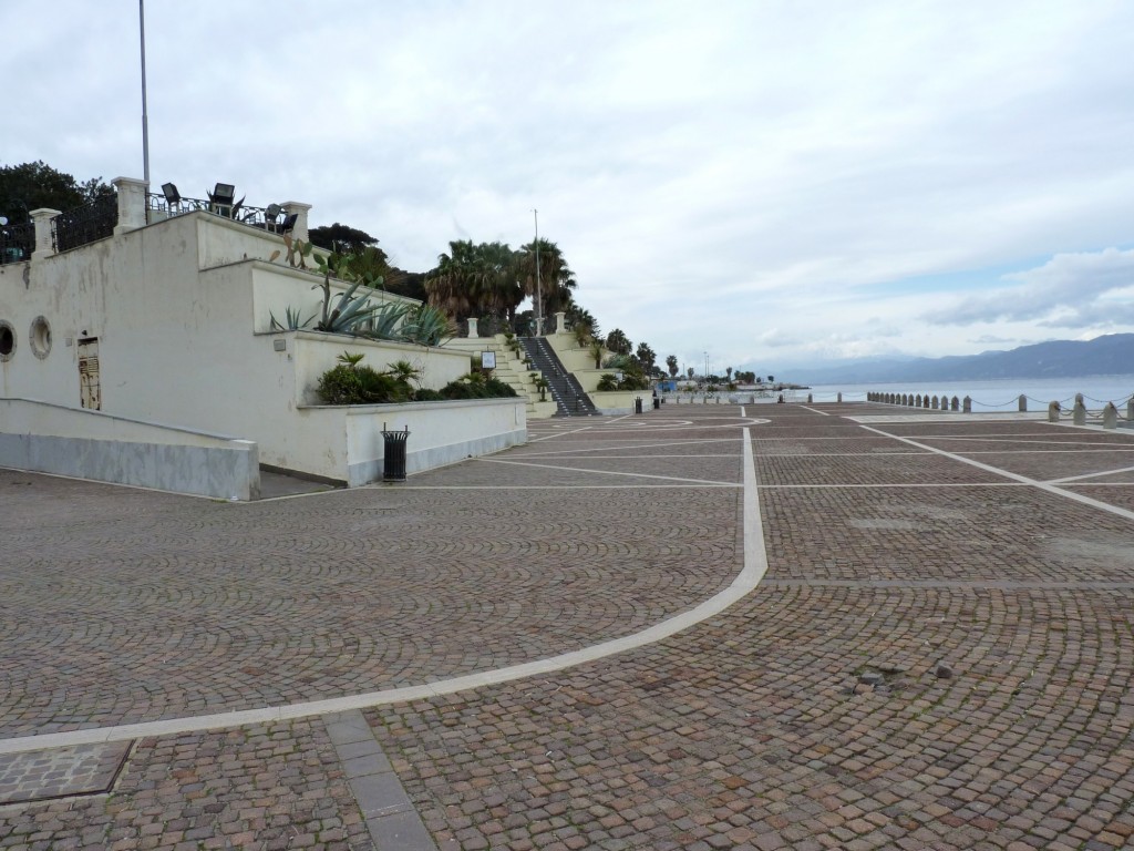 Foto: Plaza del Monumento della Vittoria - Reggio Calabria (Calabria), Italia