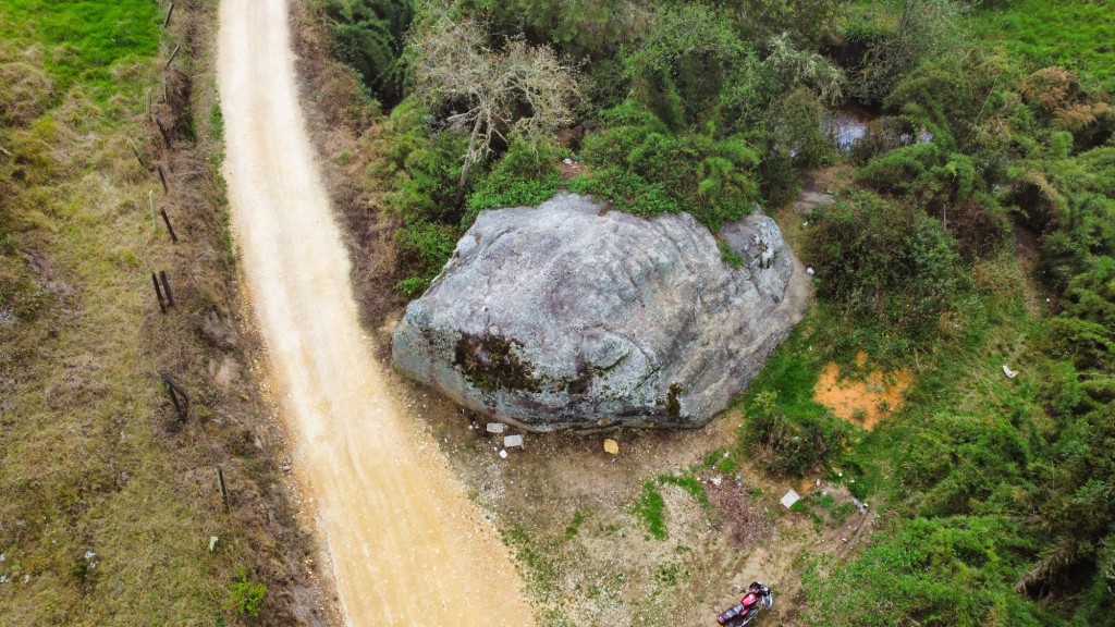 Foto: Piedra del Diablo Aérea - Villapinzón (Cundinamarca), Colombia