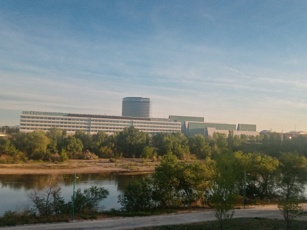Foto: Edificios que formaron parte de la Expo 2008 - Zaragoza (Aragón), España
