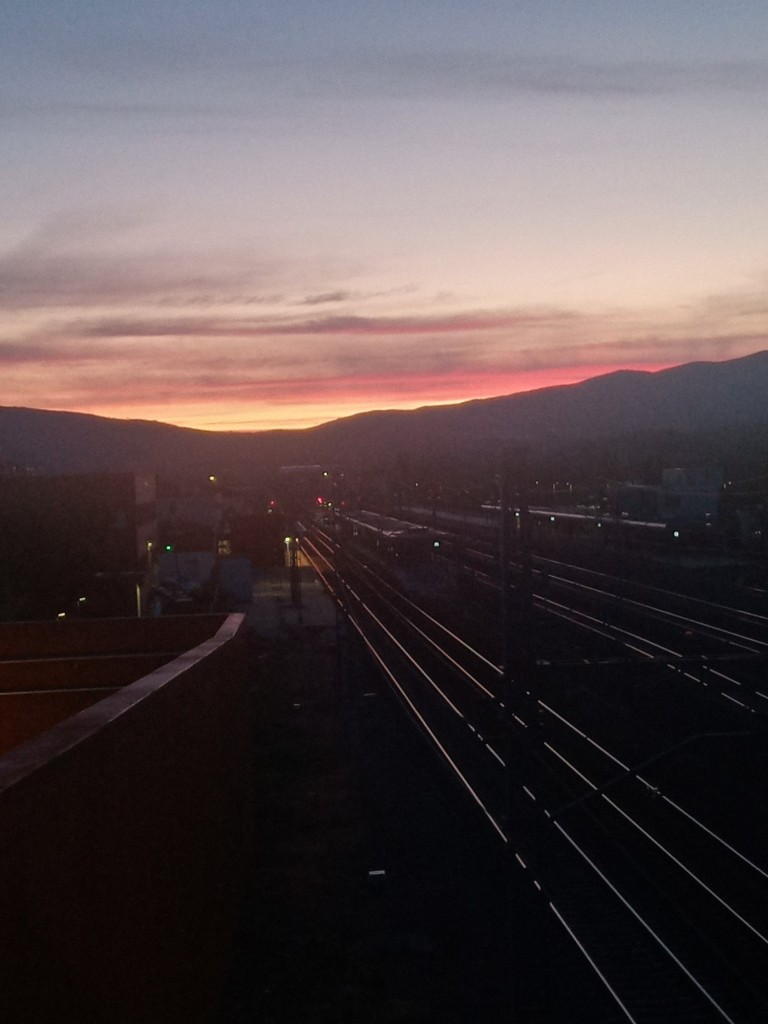 Foto: Amanecer en la estación - Calatayud (Zaragoza), España