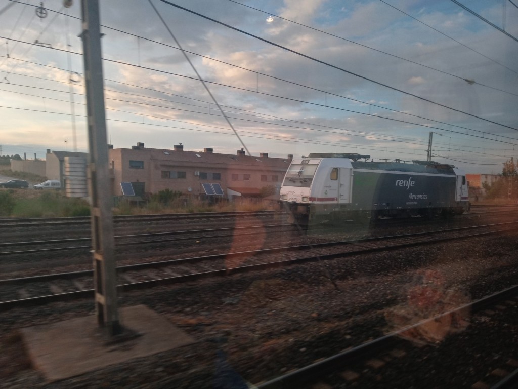 Foto: Ferrocarril Madrid-Zaragoza - Grisen (Zaragoza), España