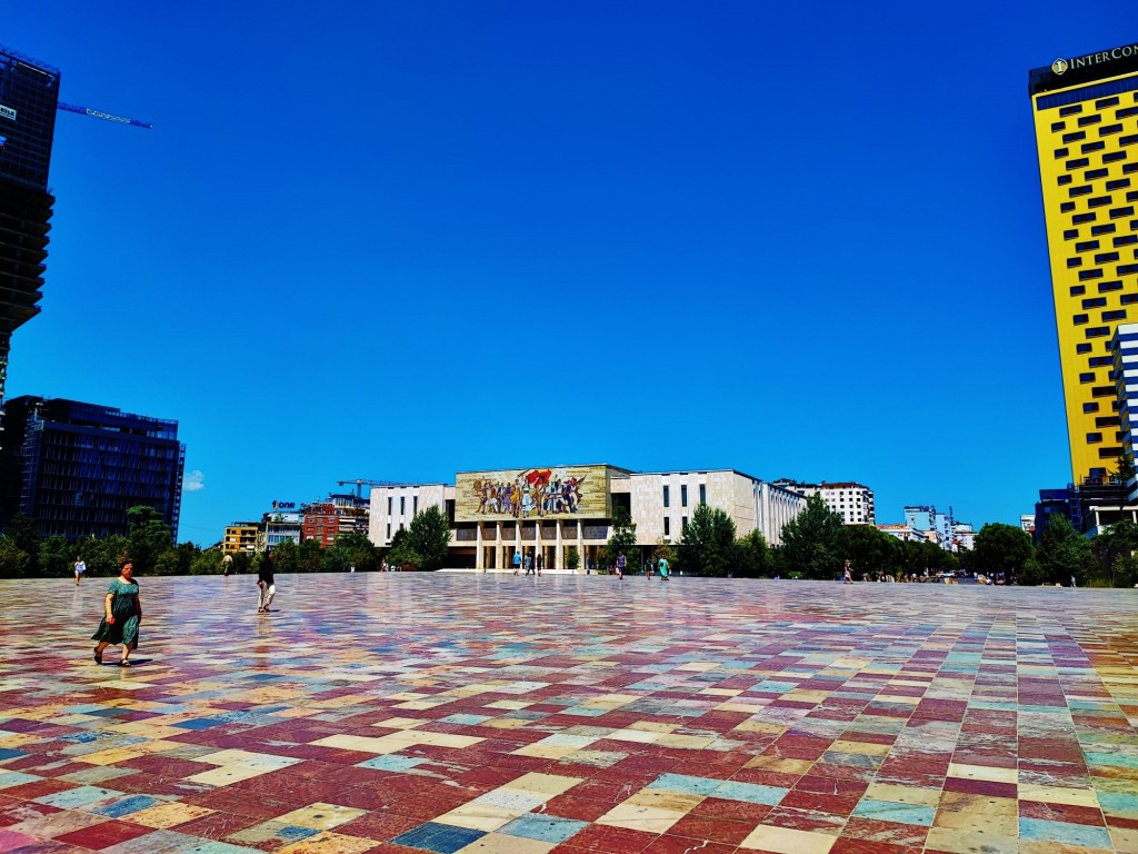 Foto: Sheshi Skënderbej - Tirana (Tiranë), Albania