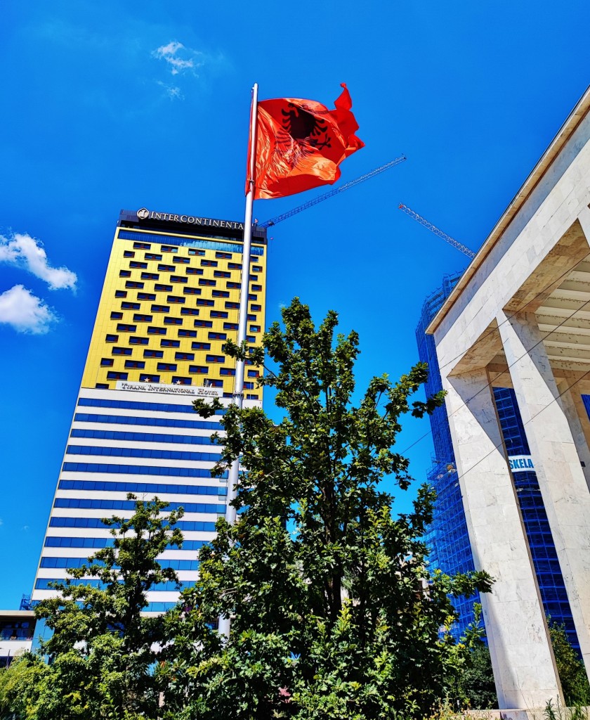 Foto: Sheshi Skënderbej - Tirana (Tiranë), Albania