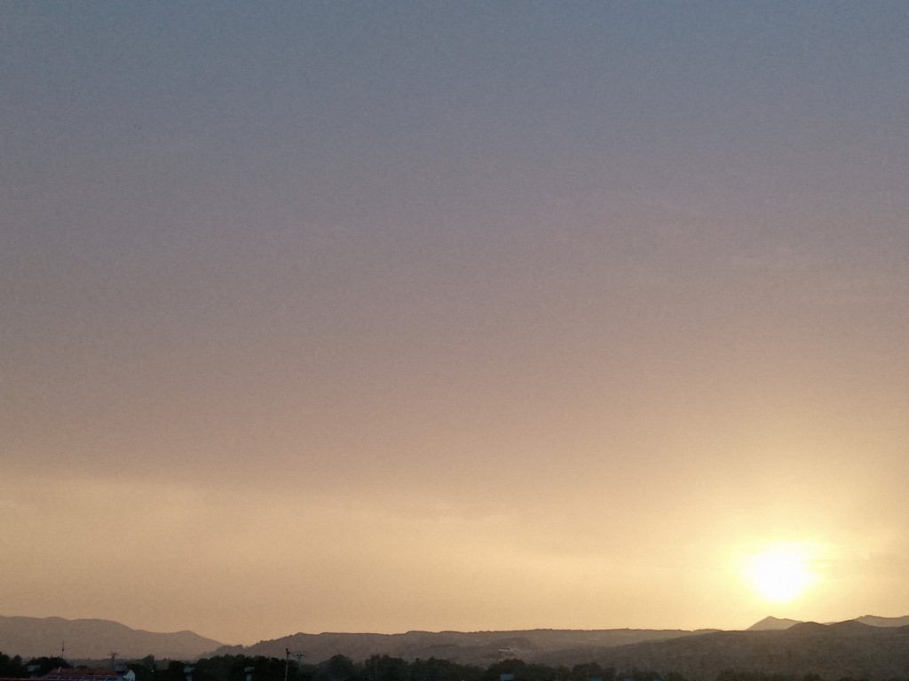Foto: Ocaso sobre Armantes - Calatayud (Zaragoza), España