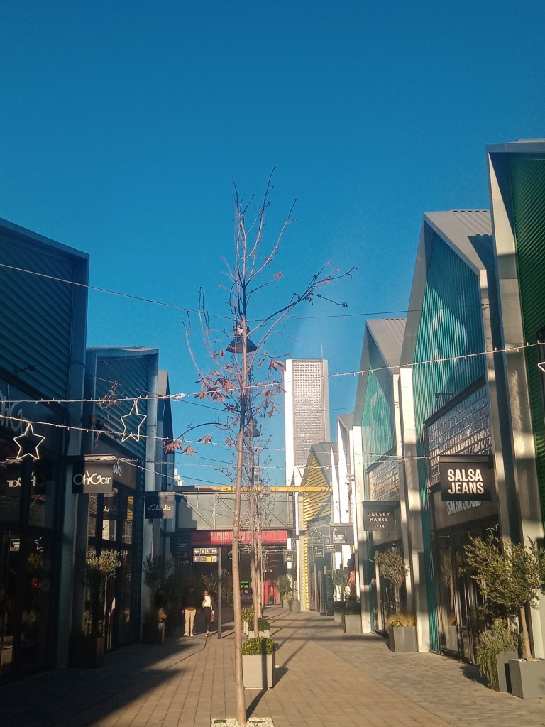 Foto: Centro Comercial Torre Outlet - Zaragoza (Aragón), España