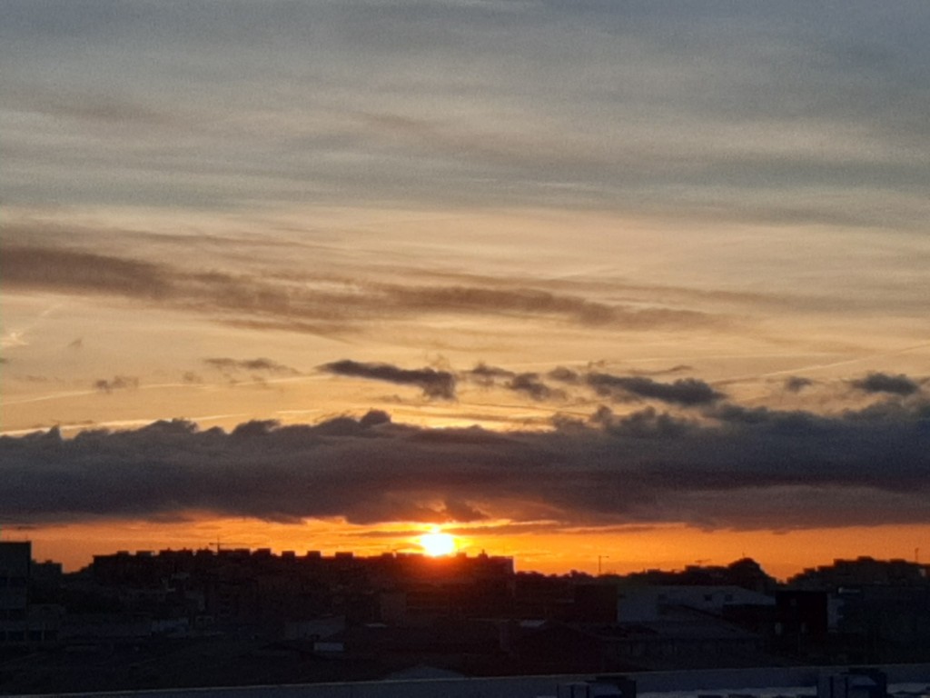 Foto: Amanecer - Sant Adrià de Besòs (Barcelona), España