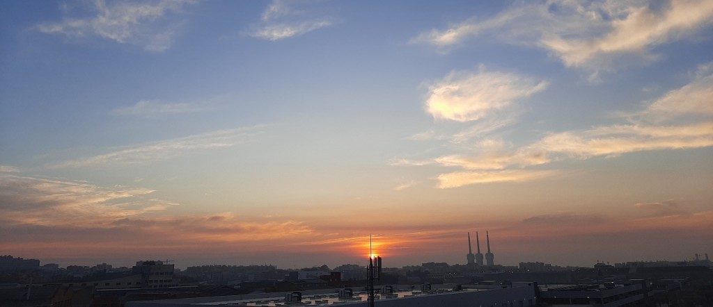 Foto: Amanecer - Sant Adrià de Besòs (Barcelona), España