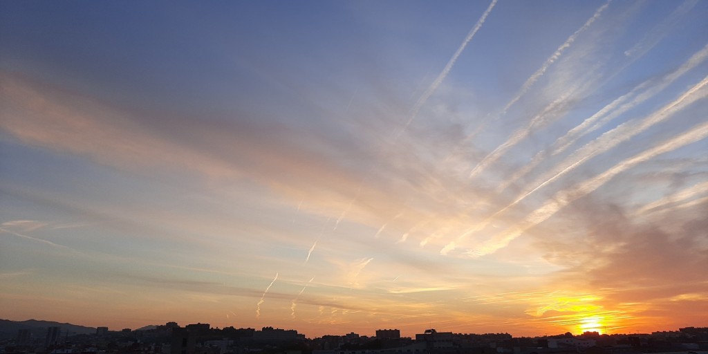 Foto: Amanecer - Sant Adrià de Besòs (Barcelona), España