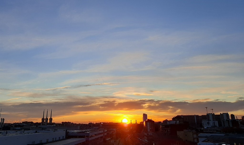 Foto: Amanecer - Sant Adrià de Besòs (Barcelona), España