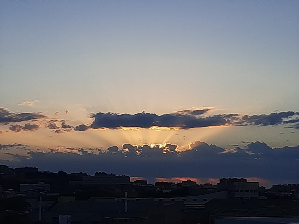 Foto: Amanecer - Sant Adrià de Besòs (Barcelona), España