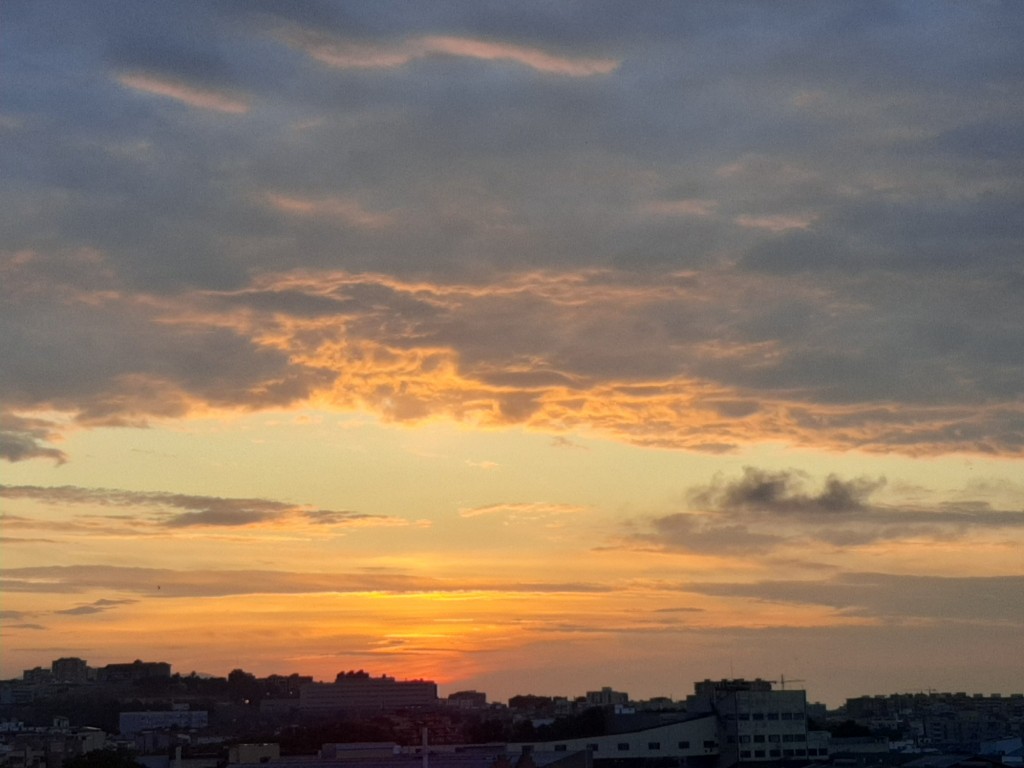 Foto: Amanecer - Sant Adrià de Besòs (Barcelona), España