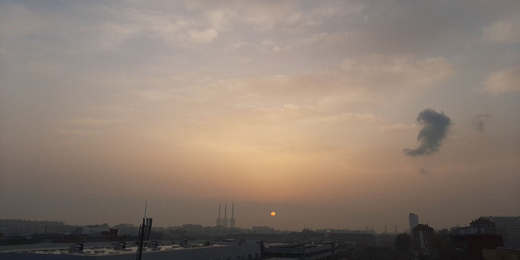 Foto: Amanecer - Sant Adrià de Besòs (Barcelona), España