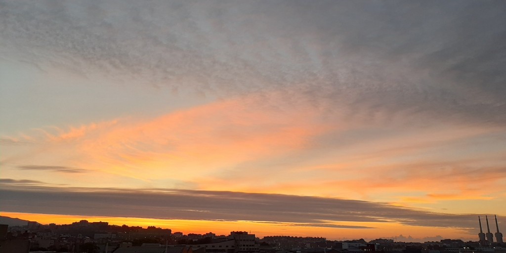 Foto: Amanecer - Sant Adrià de Besòs (Barcelona), España