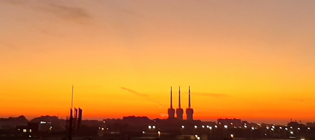 Foto: Amanecer - Sant Adrià de Besòs (Barcelona), España