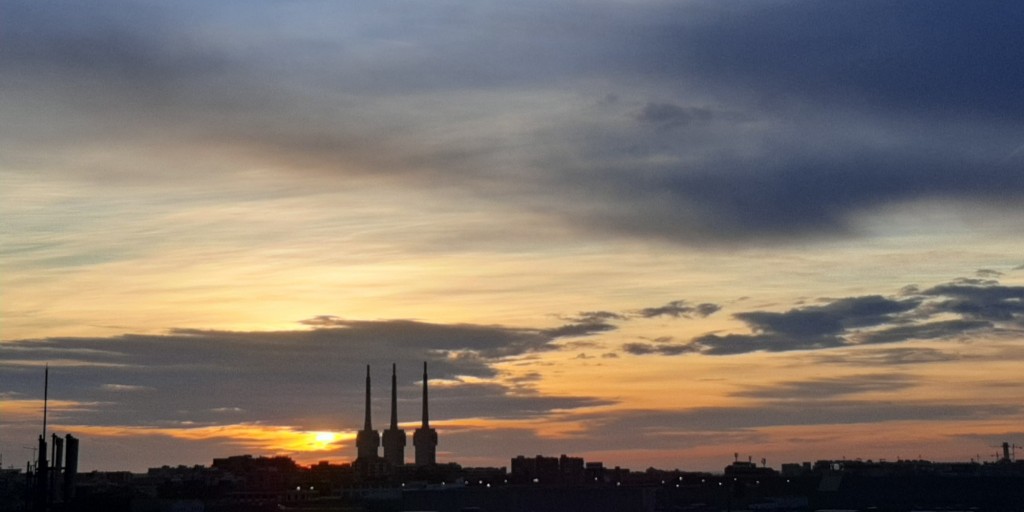 Foto: Amanecer - Sant Adrià de Besòs (Barcelona), España
