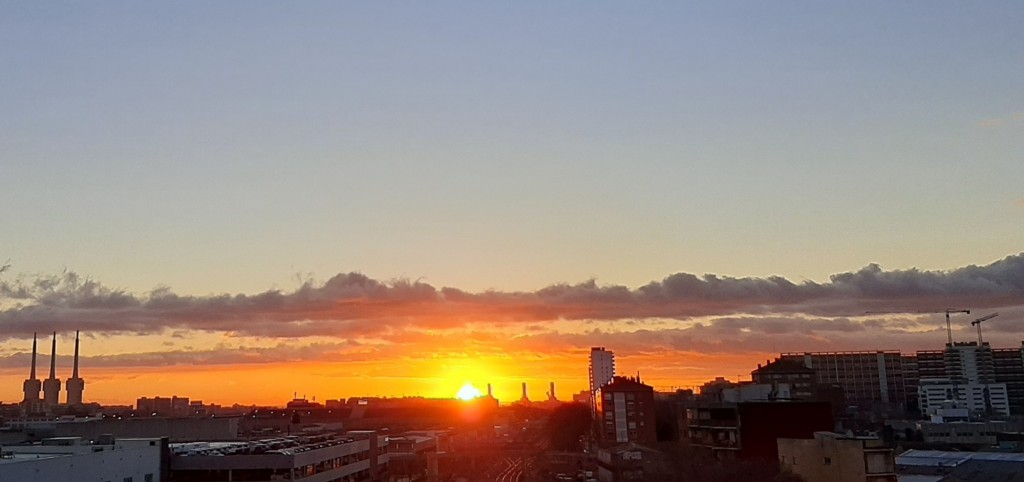 Foto: Amanecer - Sant Adrià de Besòs (Barcelona), España