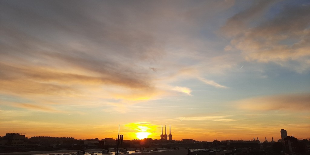 Foto: Amanecer - Sant Adrià de Besòs (Barcelona), España