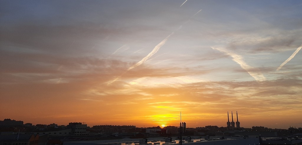 Foto: Amanecer - Sant Adrià de Besòs (Barcelona), España