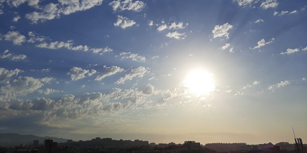 Foto: Amanecer - Sant Adrià de Besòs (Barcelona), España