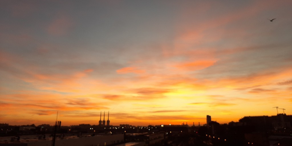 Foto: Amanecer - Sant Adrià de Besòs (Barcelona), España