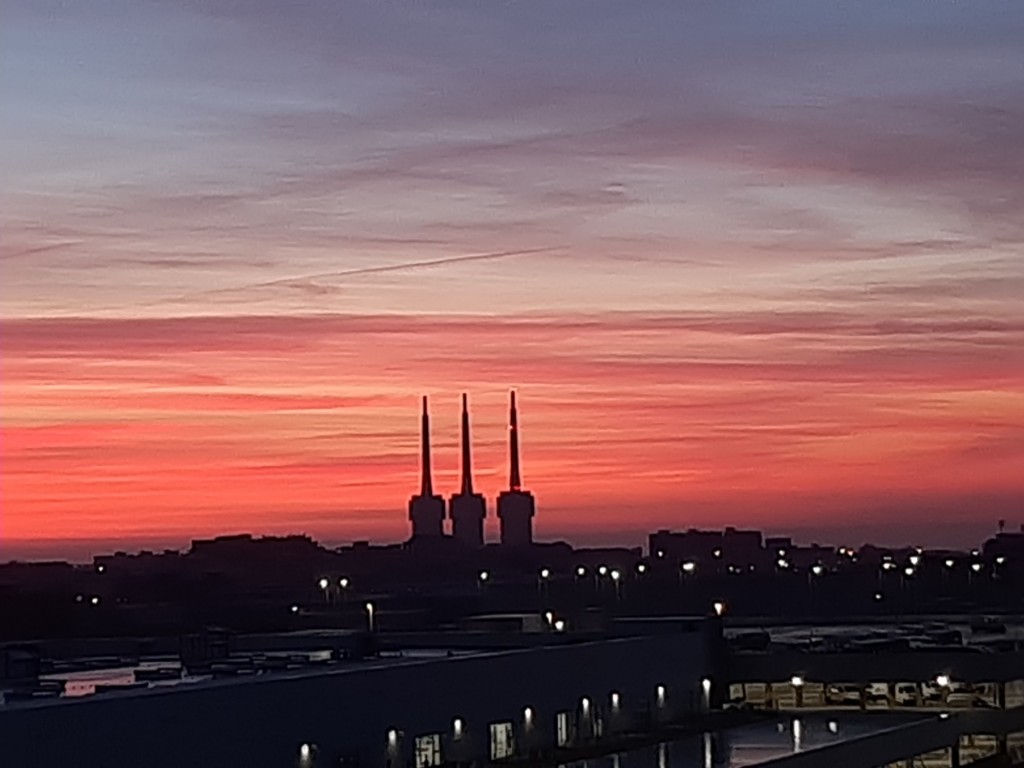 Foto: Amanecer - Sant Adrià de Besòs (Barcelona), España
