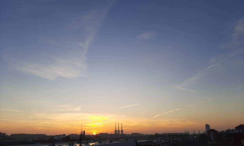 Foto: Amanecer - Sant Adrià de Besòs (Barcelona), España