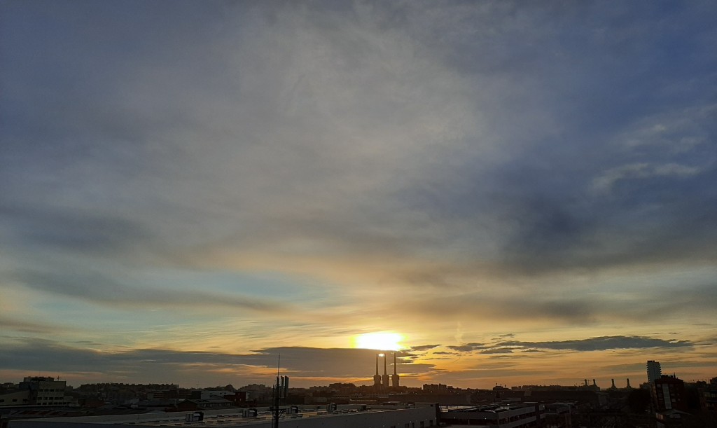 Foto: Amanecer - Sant Adrià de Besòs (Barcelona), España