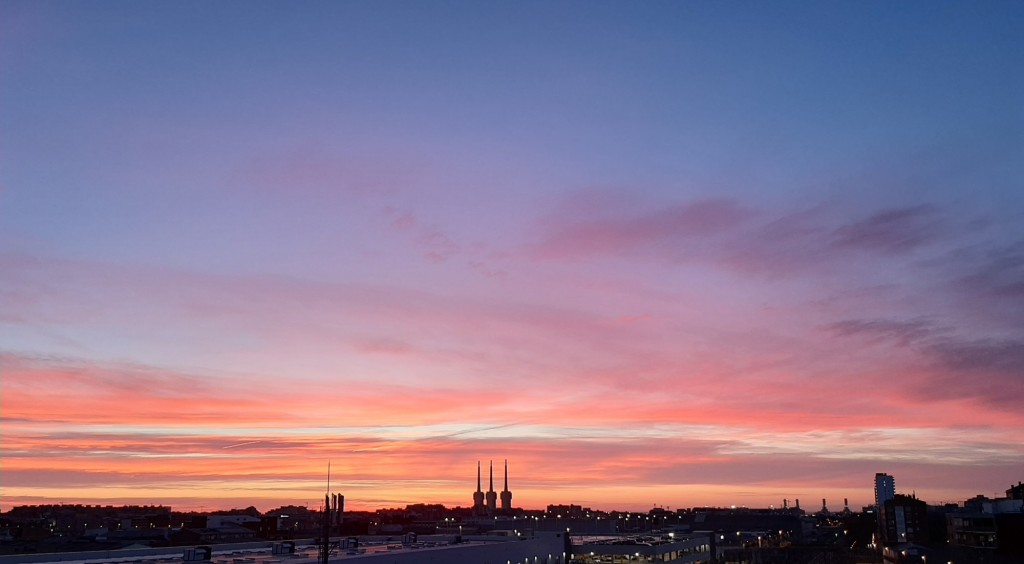 Foto: Amanecer - Sant Adrià de Besòs (Barcelona), España