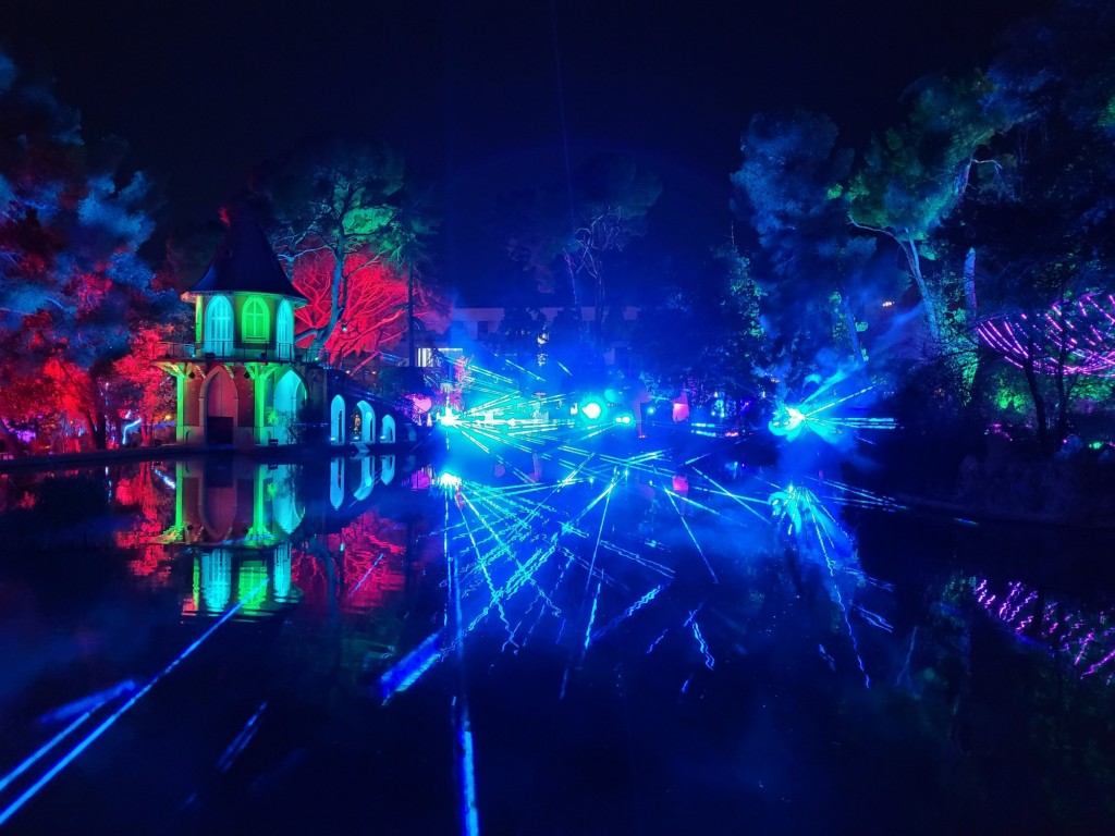 Foto: Juego de luces - Barcelona (Cataluña), España