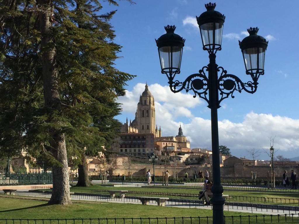 Foto: detrás de la farola - Segovia (Castilla y León), España