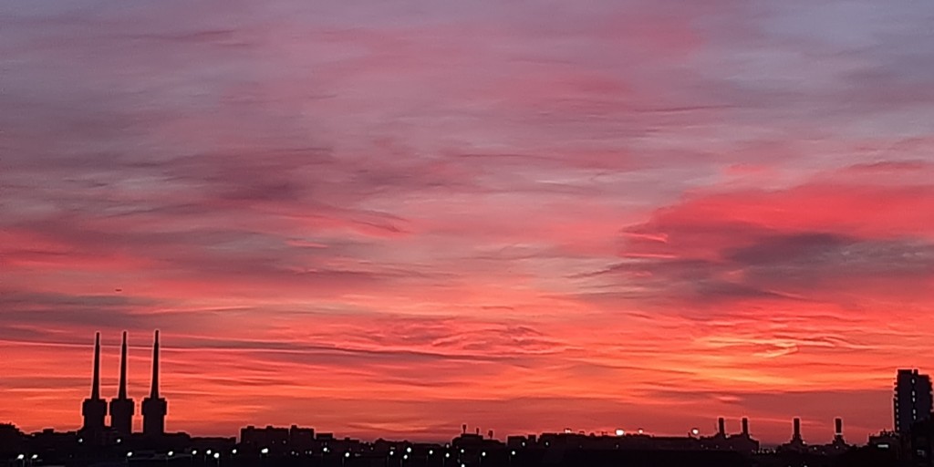 Foto: Amanecer - Sant Adrià de Besòs (Barcelona), España