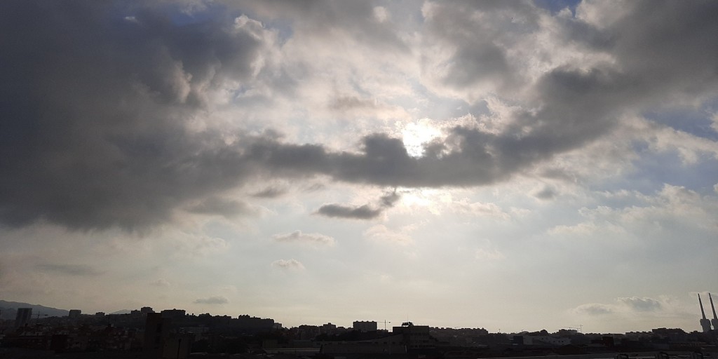 Foto: Amanecer - Sant Adrià de Besòs (Barcelona), España