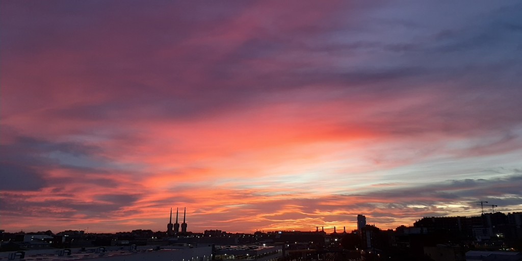 Foto: Amanecer - Sant Adrià de Besòs (Barcelona), España