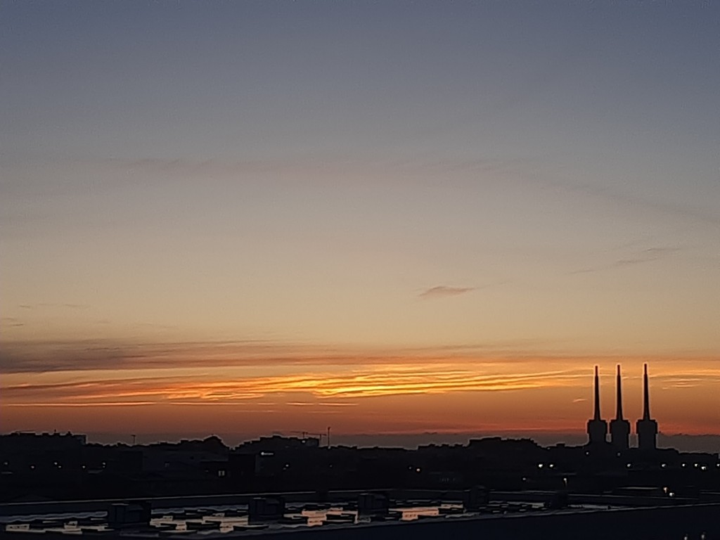 Foto: Amanecer - Sant Adrià de Besòs (Barcelona), España