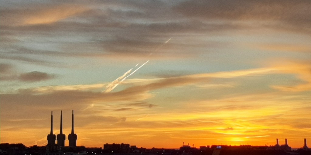 Foto: Amanecer - Sant Adrià de Besòs (Barcelona), España