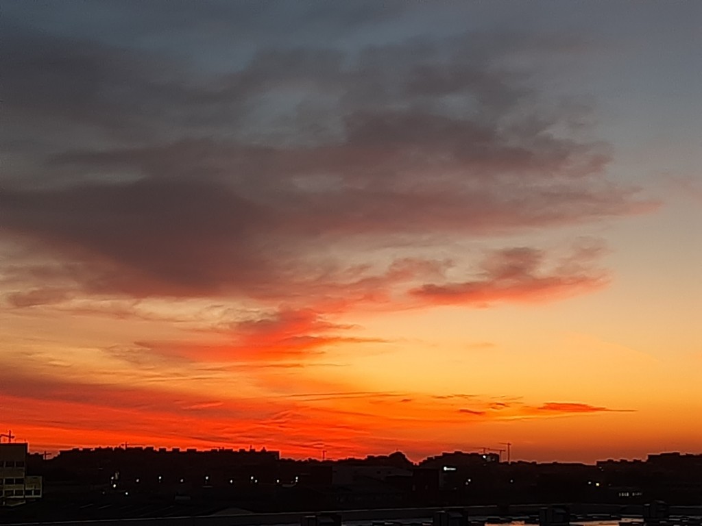 Foto: Amanecer - Sant Adrià de Besòs (Barcelona), España