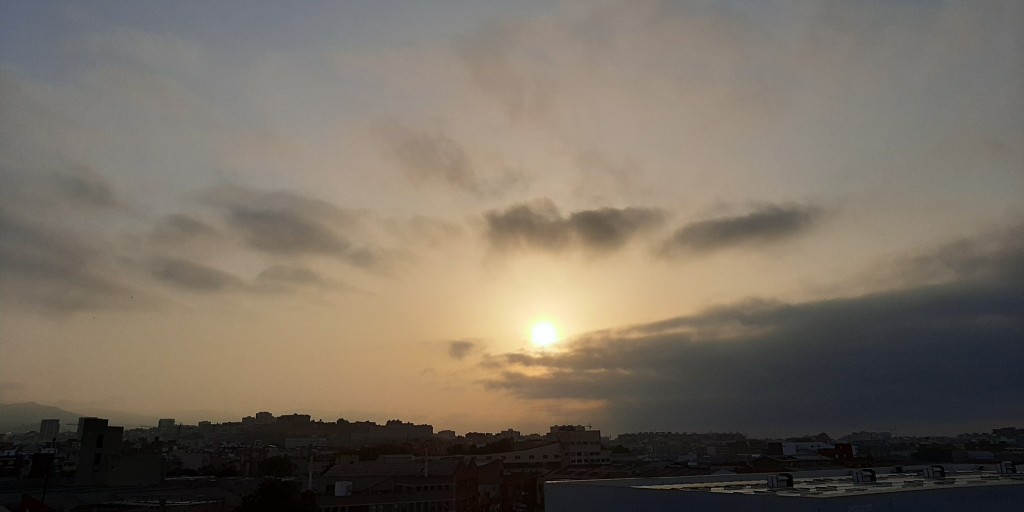 Foto: Amanecer - Sant Adrià de Besòs (Barcelona), España