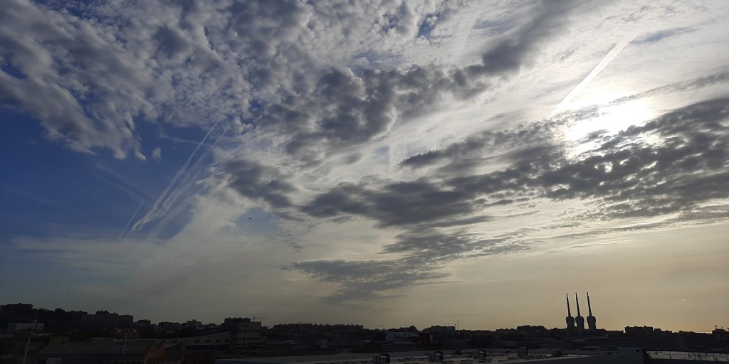 Foto: Amanecer - Sant Adrià de Besòs (Barcelona), España