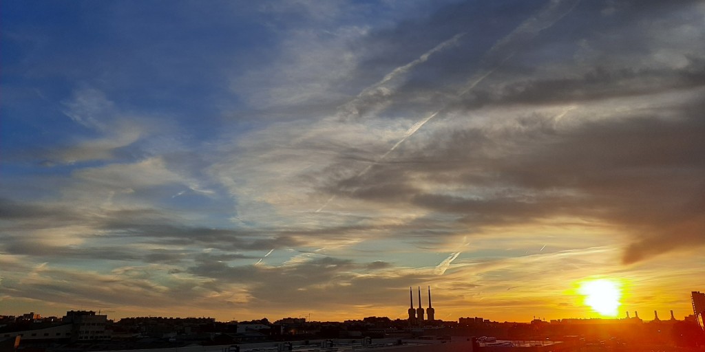 Foto: Amanecer - Sant Adrià de Besòs (Barcelona), España