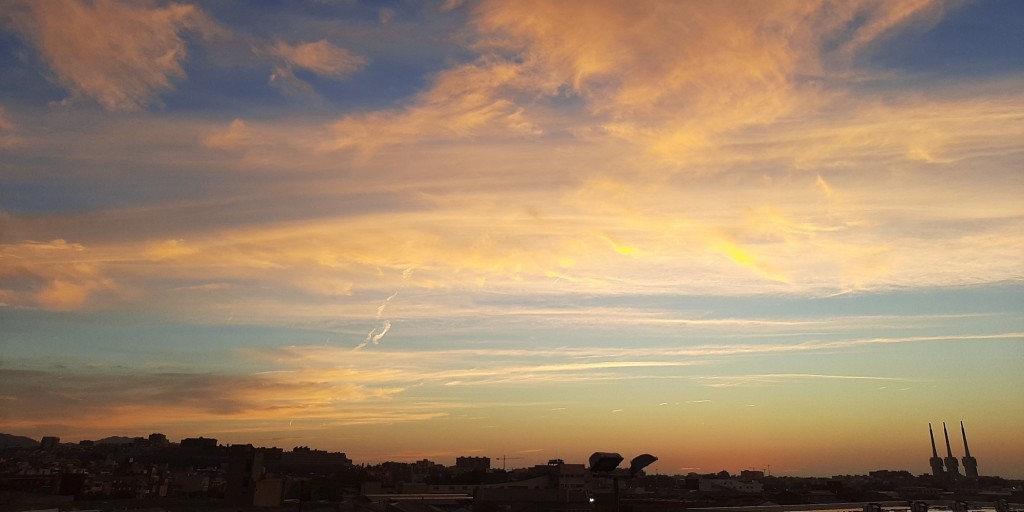 Foto: Amanecer - Sant Adrià de Besòs (Barcelona), España