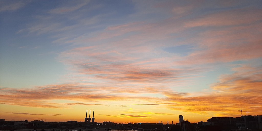 Foto: Amanecer - Sant Adrià de Besòs (Barcelona), España